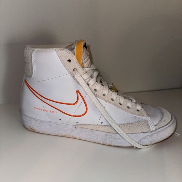 Nike Blazer Mid 77 SE - Picture 7 of 12